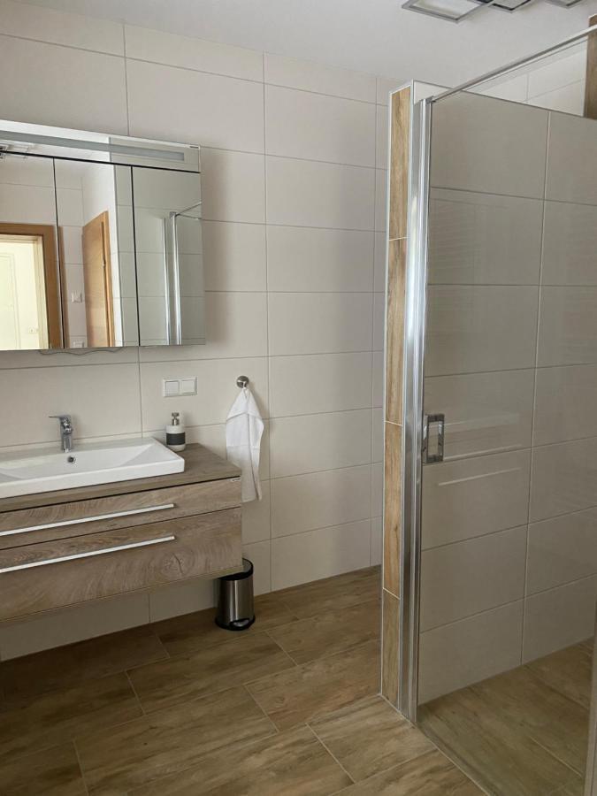 Zimmervermietung Familie Glatz Möderbrugg Exteriör bild